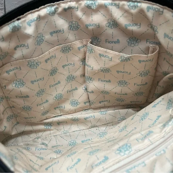 FIORELLI- Black Crossbody Purse| Adjustable Strap | Zip Pockets - Picture 11 of 14